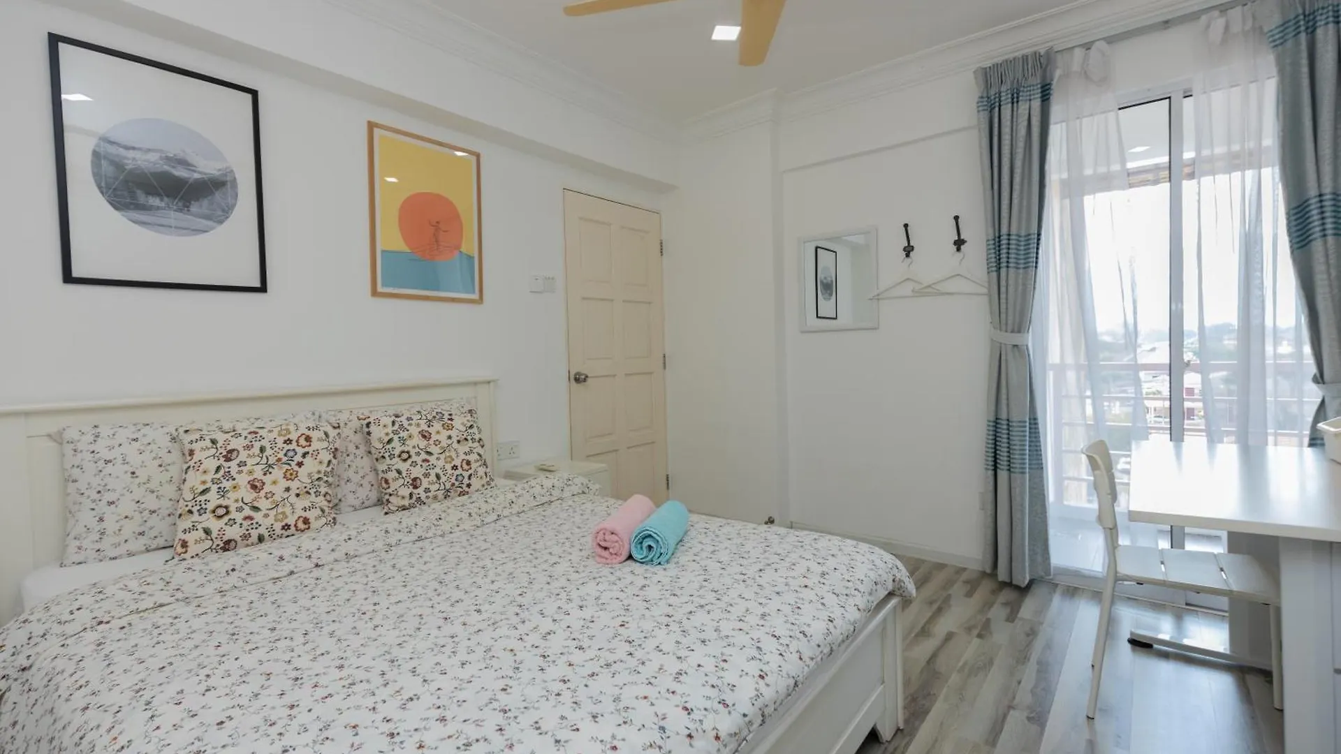 Eastern Apt, Jelutong 0*,